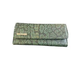 NWT Kenneth Cole Reaction Snake Print Elongated Clutch Green/ Black / Coin Purse